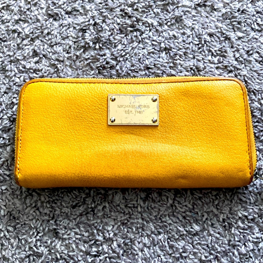 Michael Kors wallet
